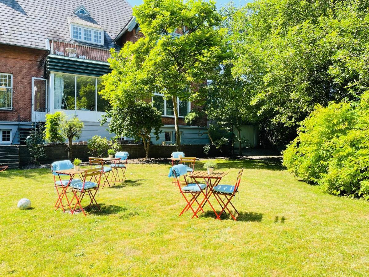 Aday - Aalborg Mansion - Open Bright Apartment With Garden Exteriör bild